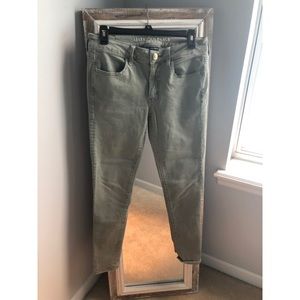 American Eagle Army Green/Sage Jegging